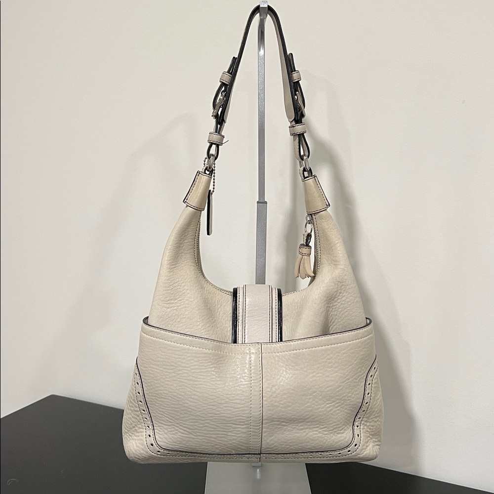 Coach Hamptons Cream Pebbled Leather Hobo Purse Shoulder Bag - Picture 3 of 14